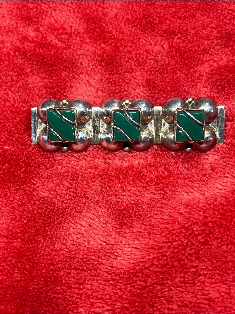 Mexican sterling silver brooch with beautiful green stones